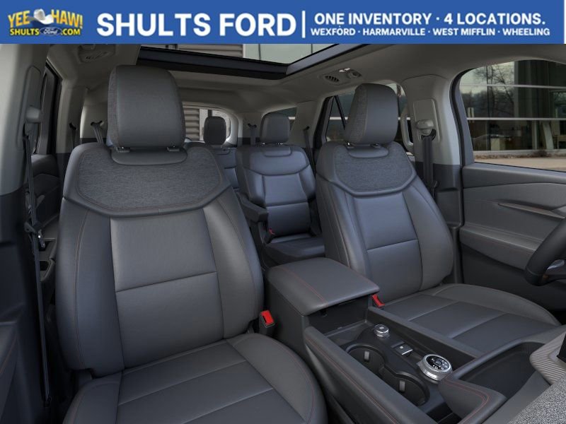 New 2026 Ford Explorer Active AWD/4WD image 11