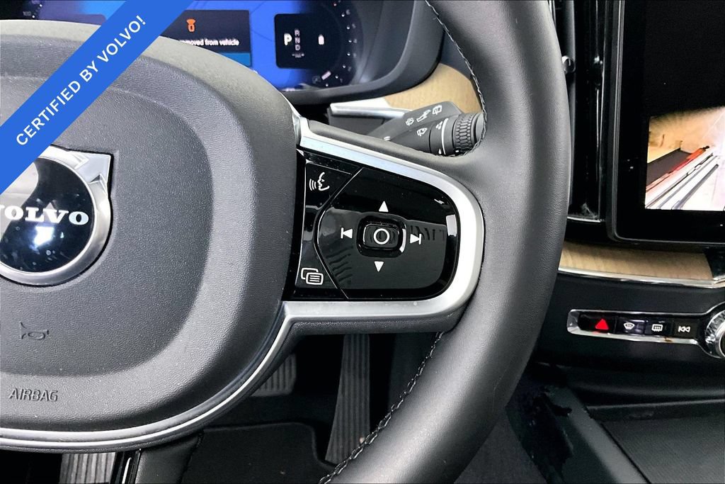 Certified 2026 Volvo XC60 B5 Plus AWD/4WD image 24