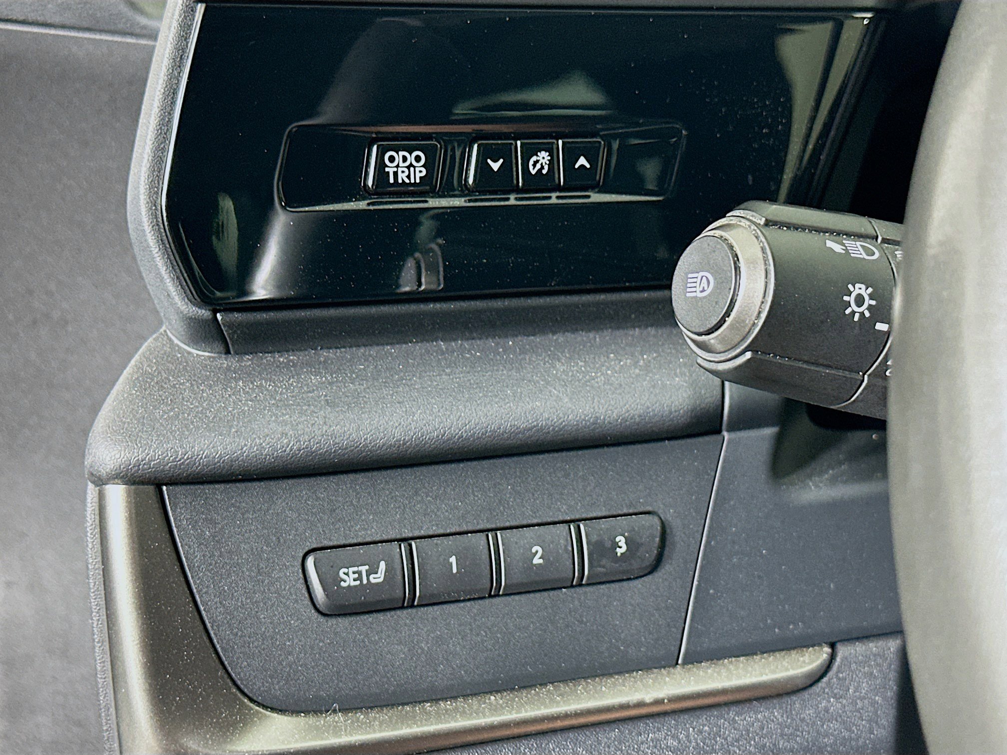 Used 2023 Lexus RZ 450e Premium w/ Technology Package AWD/4WD image 17