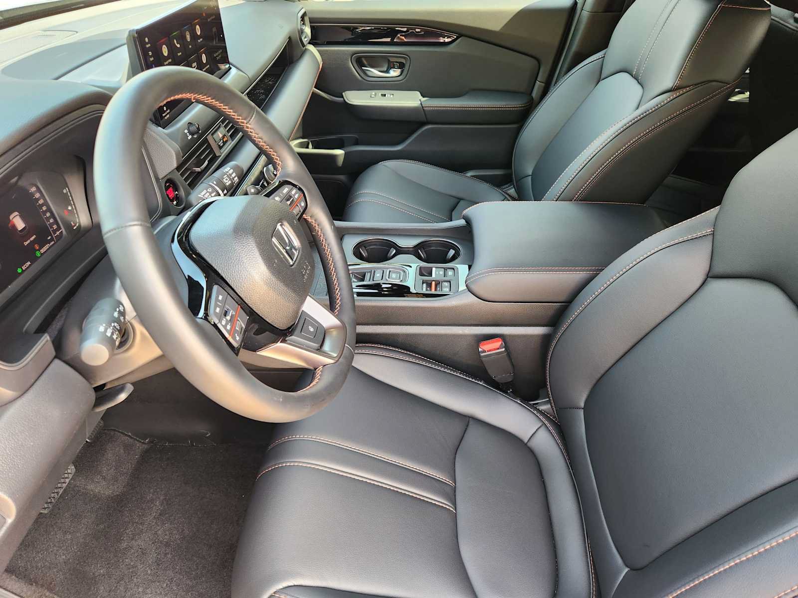 Certified 2026 Honda Pilot TrailSport image 12