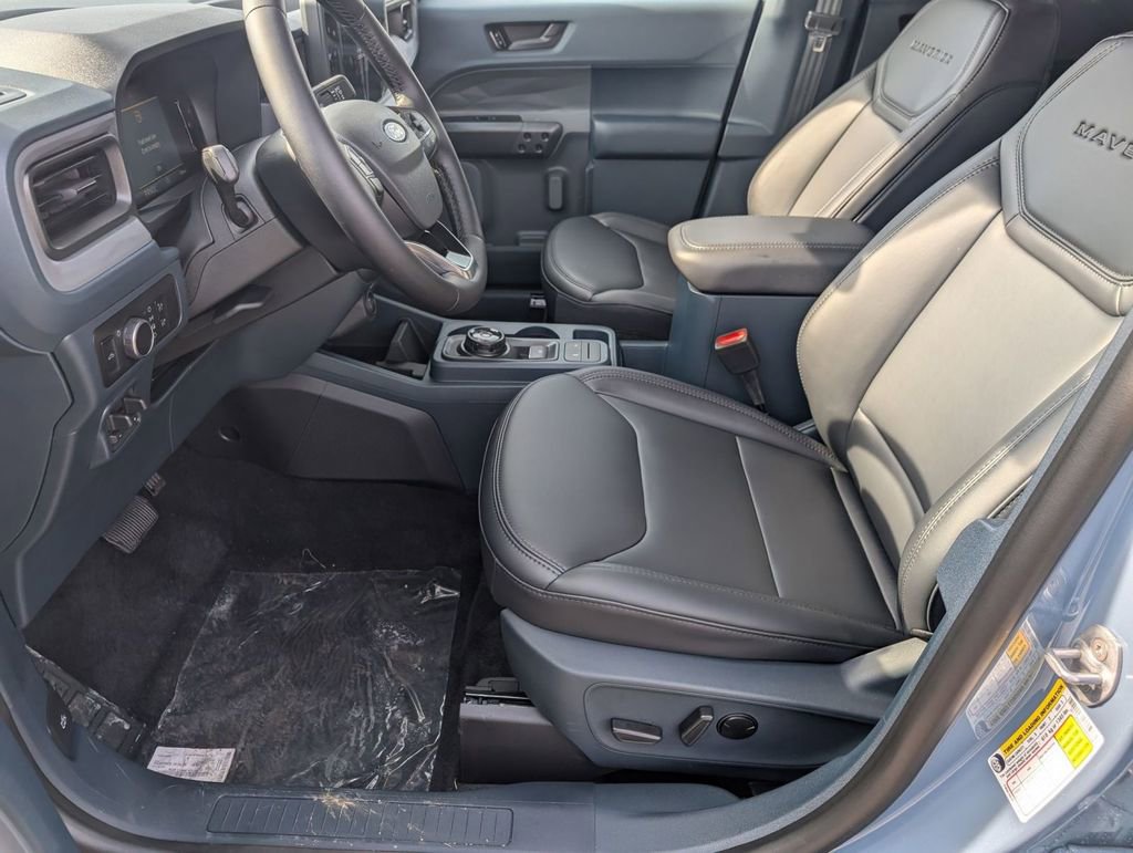 New 2025 Ford Maverick Lariat w/ Black Appearance Package AWD/4WD image 22