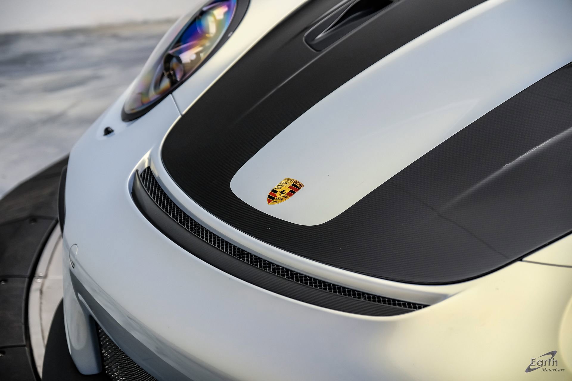 Used 2018 Porsche 911 GT2 RS w/ Weissach Package RWD image 38