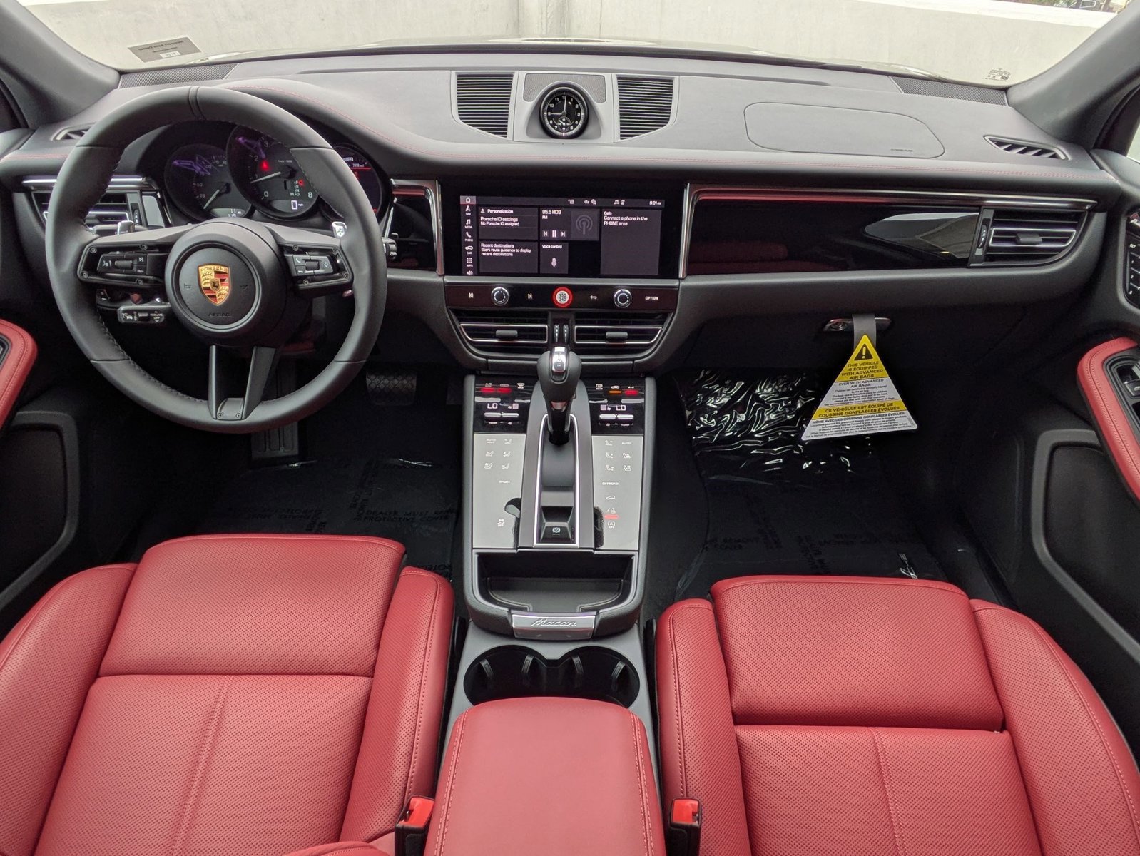 New 2026 Porsche Macan image 22