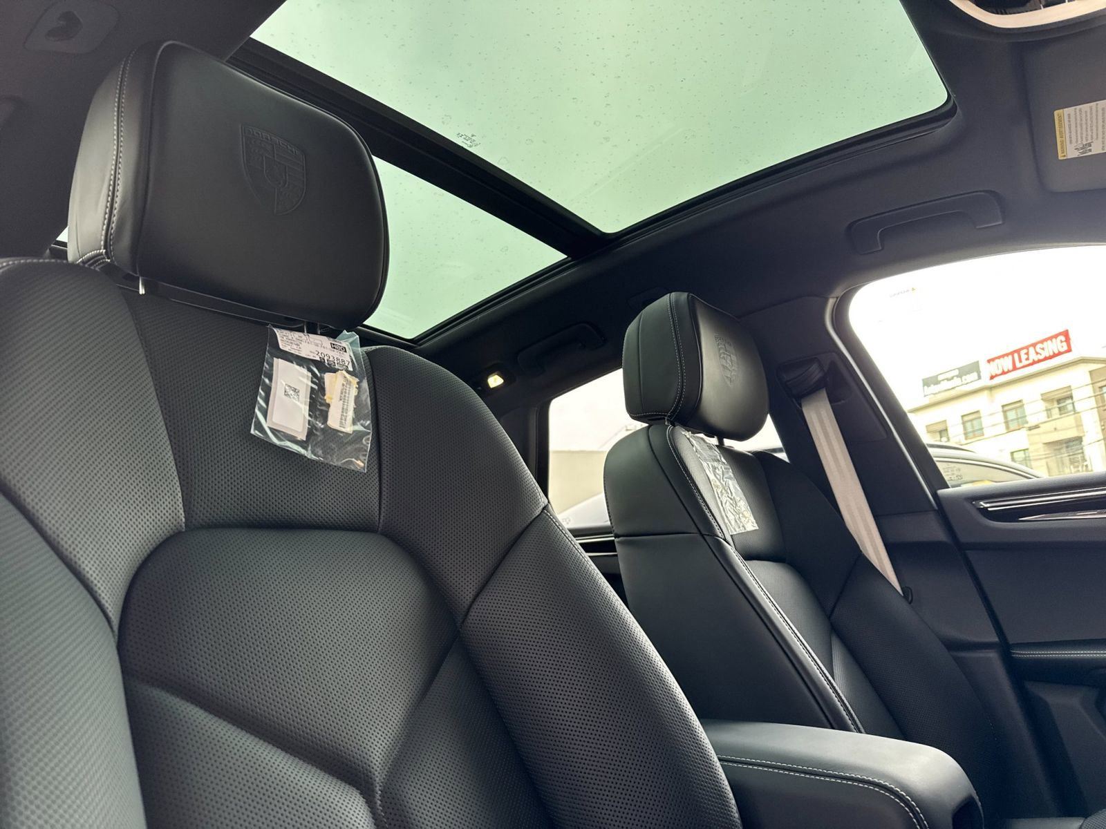 New 2026 Porsche Macan Turbo AWD/4WD image 19