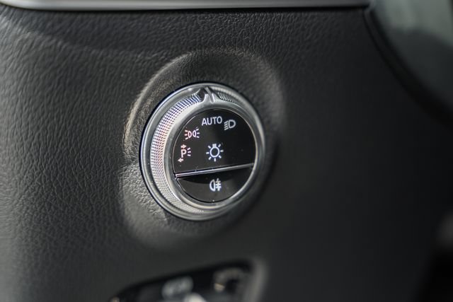 New 2026 Mercedes-Benz C 300 4MATIC Sedan image 41