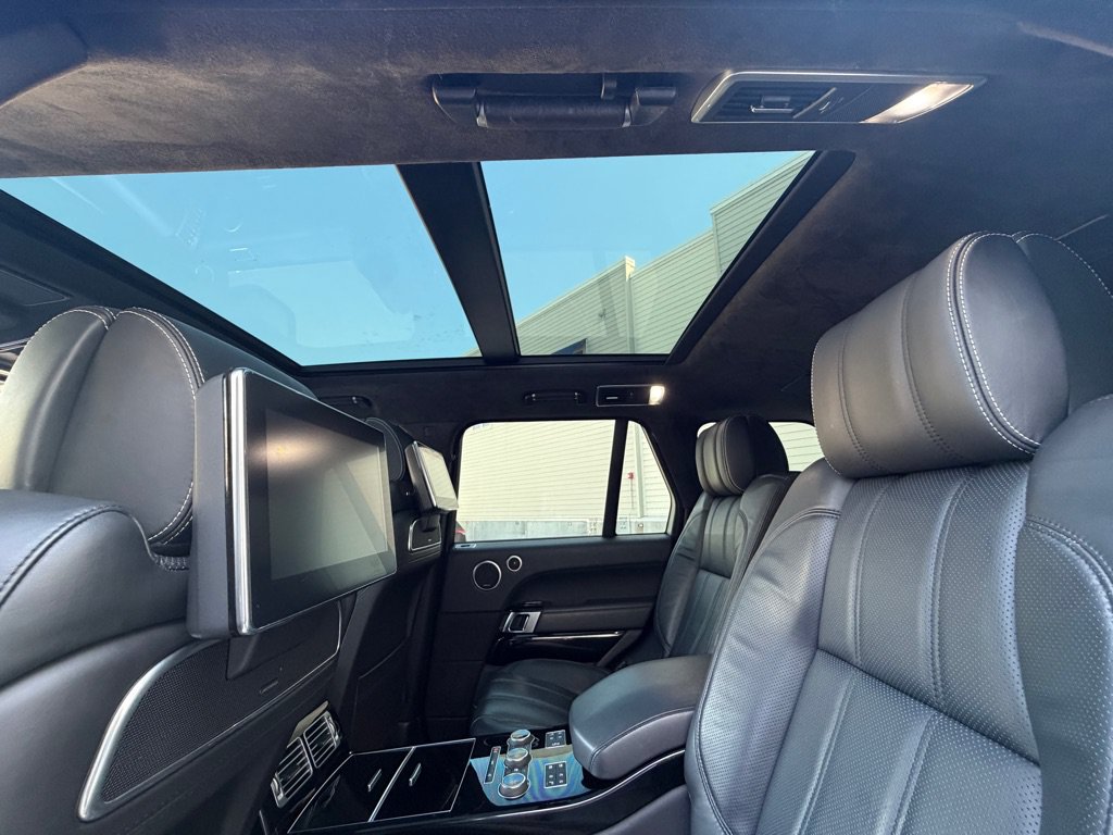 Used 2017 Land Rover Range Rover Autobiography AWD/4WD image 16