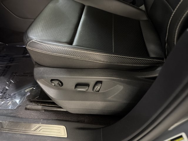 Used 2022 Volkswagen Atlas Cross Sport SE FWD image 17