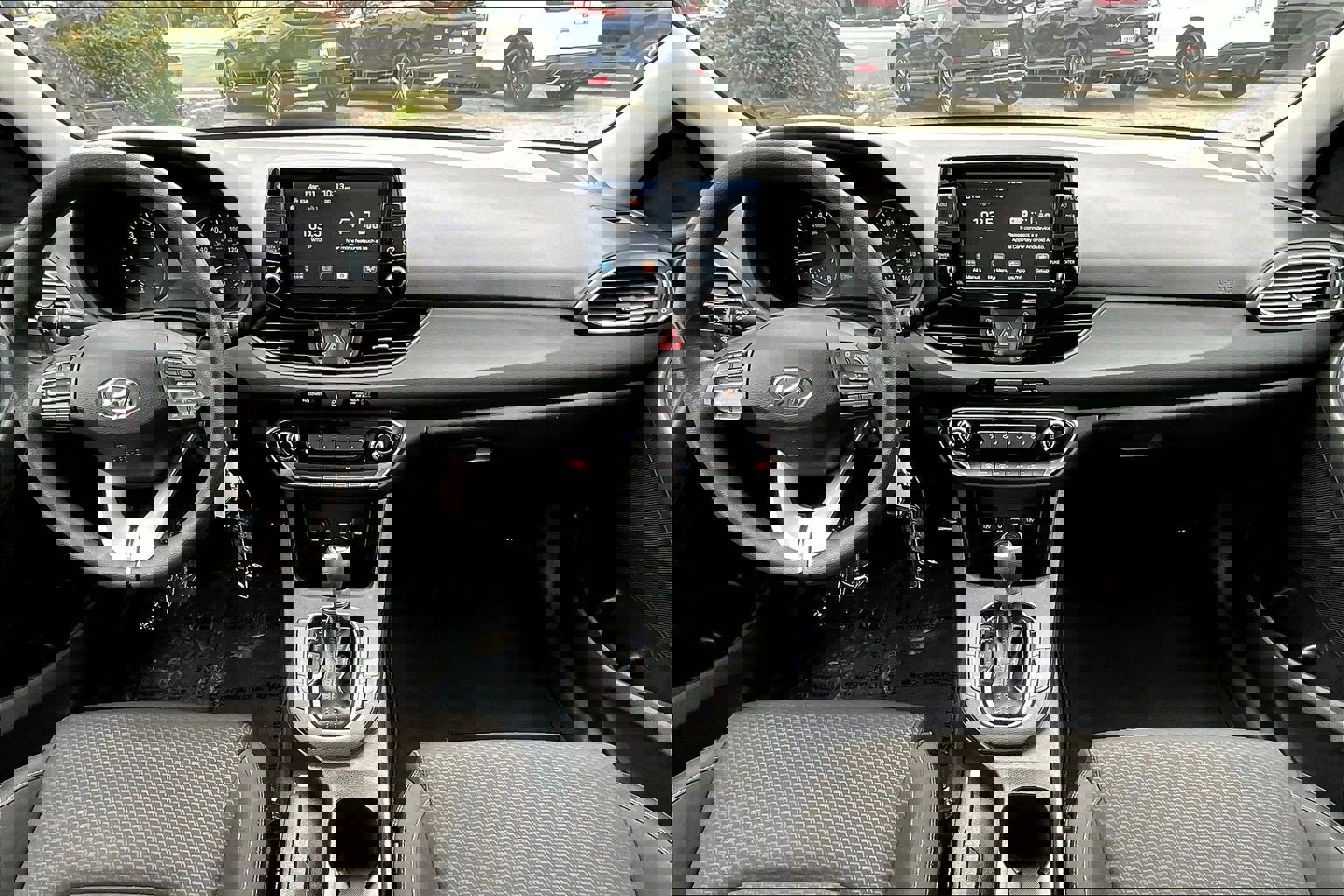 Used 2018 Hyundai Elantra GT image 15