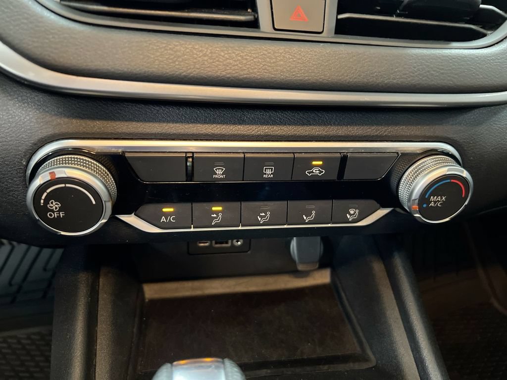 Used 2020 Nissan Altima 2.5 S FWD image 16