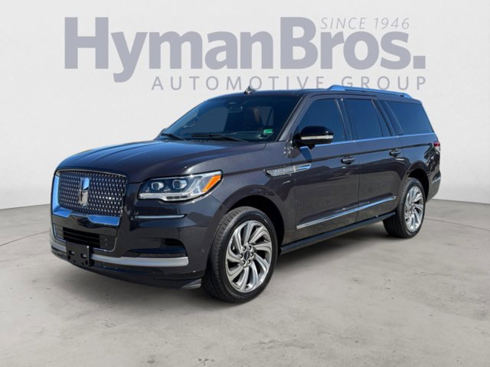 Used 2023 Lincoln Navigator L Reserve image 7