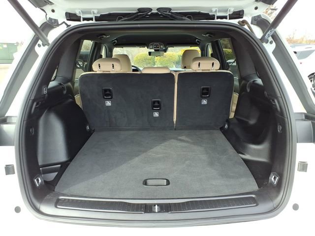 Certified 2023 Jeep Grand Cherokee Limited w/ Luxury Tech Group II image 11