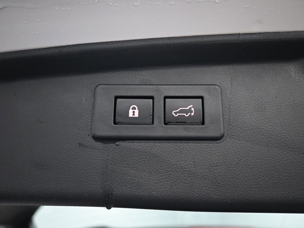 Used 2022 Subaru Outback Premium image 22