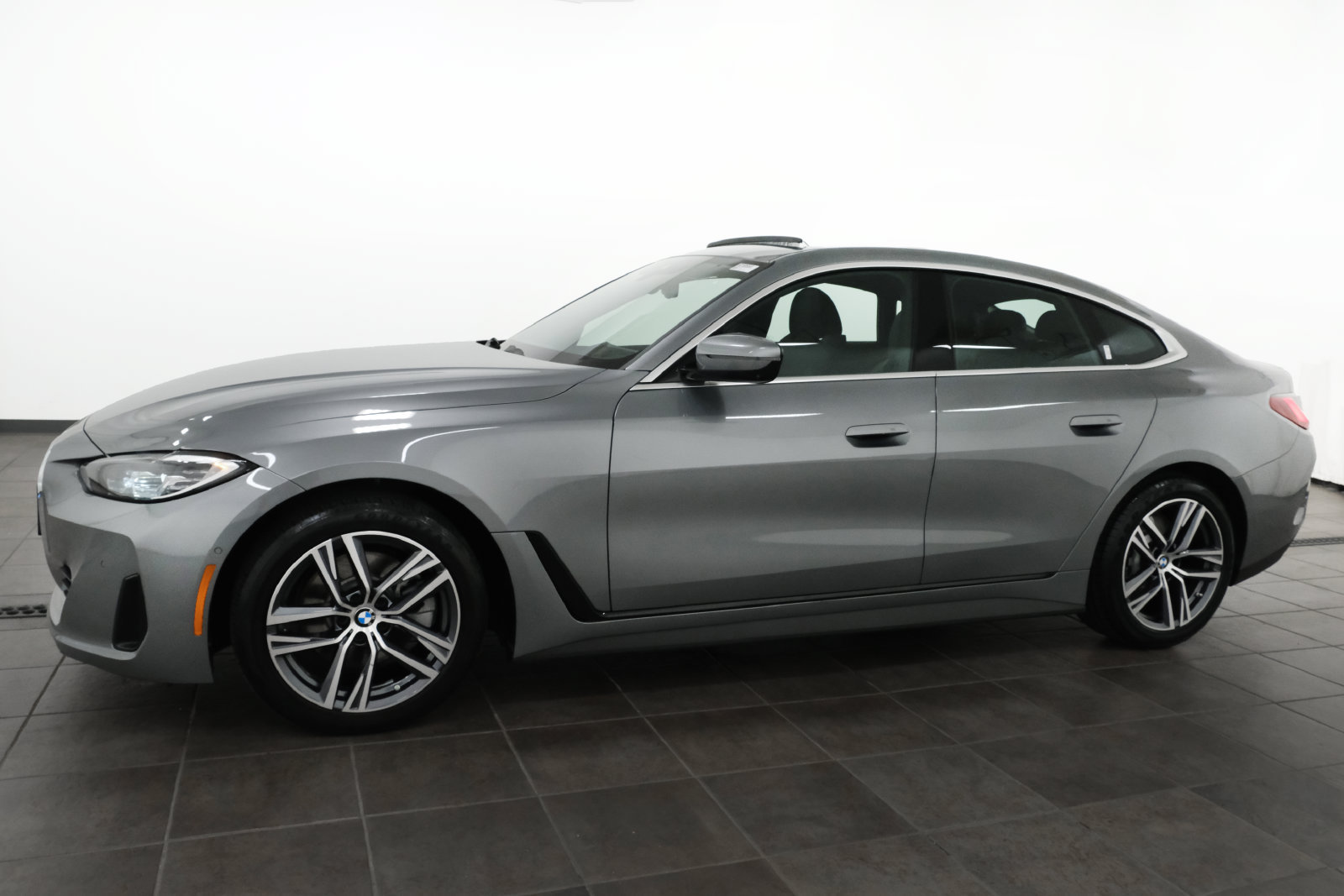 Used 2024 BMW 430i Gran Coupe xDrive w/ Premium Package AWD/4WD image 2