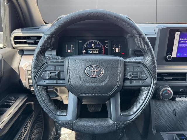Certified 2025 Toyota Tacoma SR5 AWD/4WD image 43