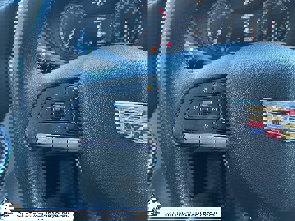 Used 2022 Cadillac XT4 Luxury w/ Cold Weather Package image 23