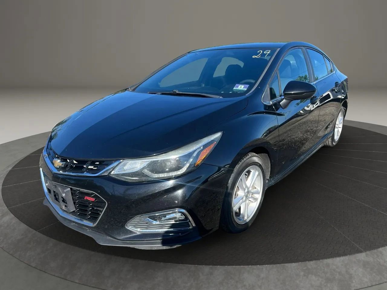 Used 2017 Chevrolet Cruze LT w/ Convenience Package FWD image 1