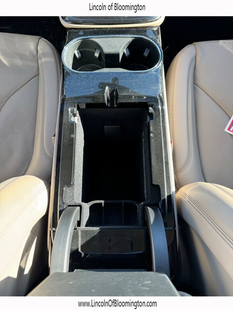 Certified 2022 Lincoln Nautilus Reserve w/ Equipment Group 201A image 49