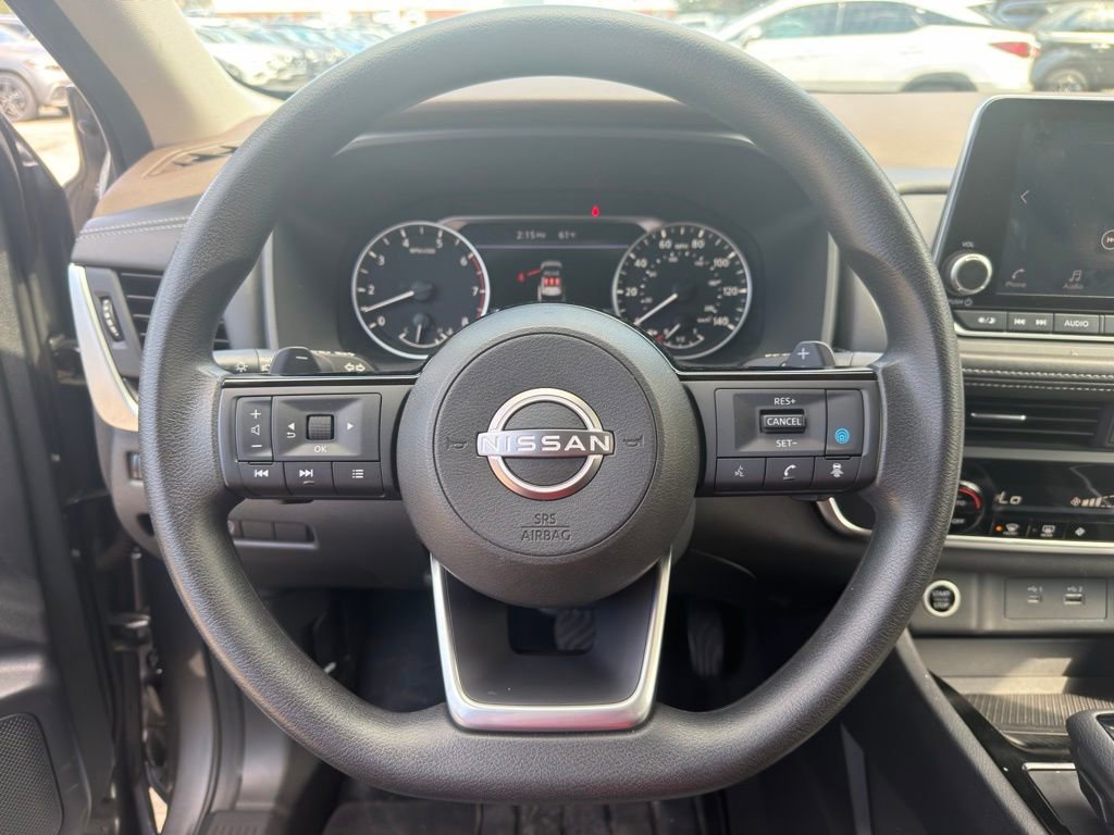 Used 2023 Nissan Rogue SV image 17