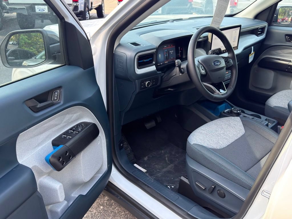 New 2026 Ford Maverick XLT w/ Equipment Group 301A AWD/4WD image 11