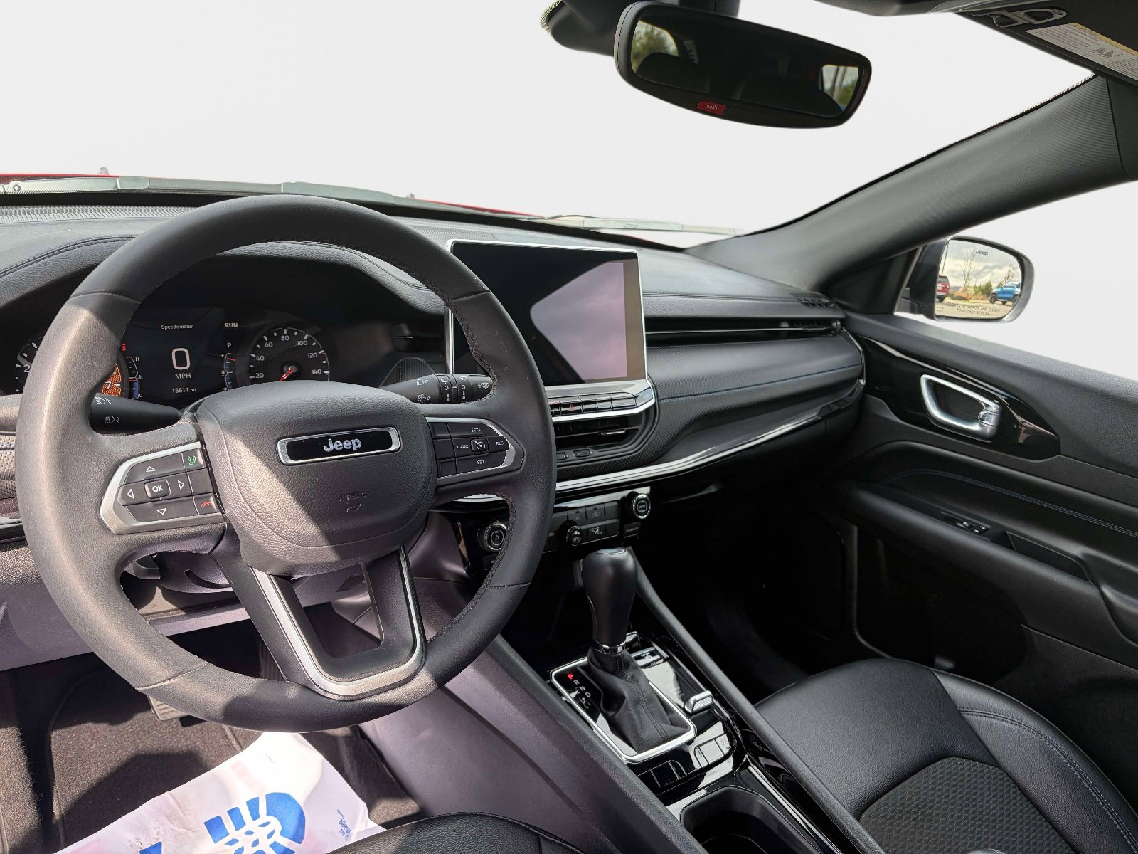 Used 2025 Jeep Compass Latitude w/ Altitude Special Edition image 35