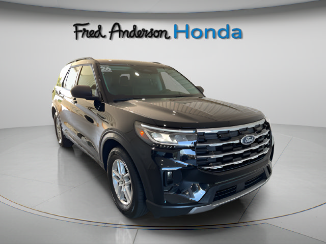 Used 2026 Ford Explorer Active w/ Active Comfort Package RWD image 4