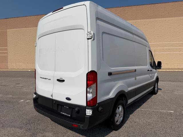 Used 2017 Ford Transit 250 148 High Roof RWD image 4