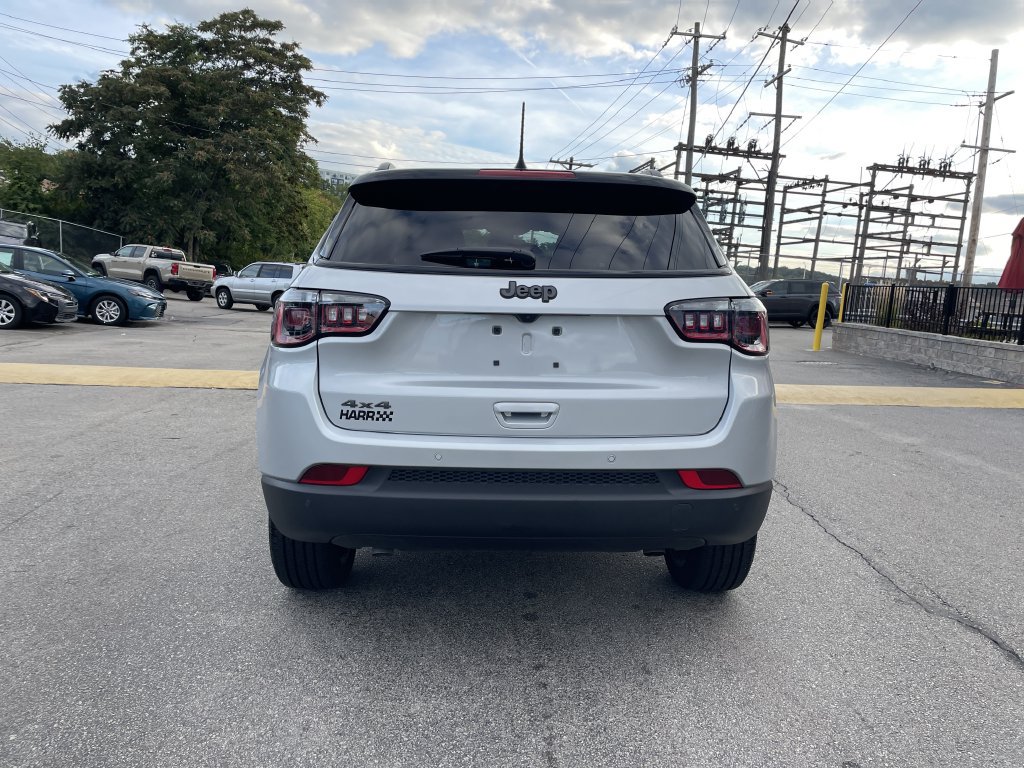 Used 2026 Jeep Compass Limited AWD/4WD image 4