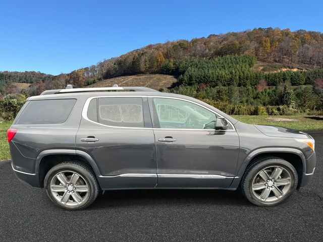 Used 2017 GMC Acadia Denali w/ Technology Package image 8