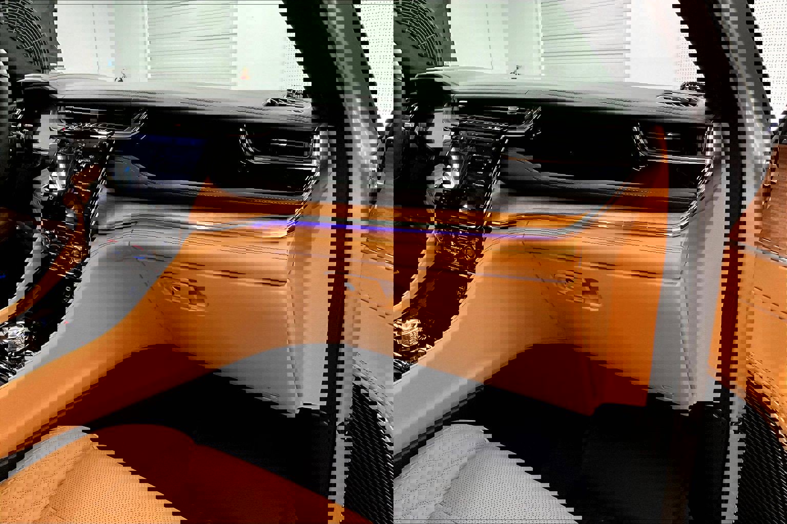 Used 2024 Jeep Grand Cherokee Summit image 19