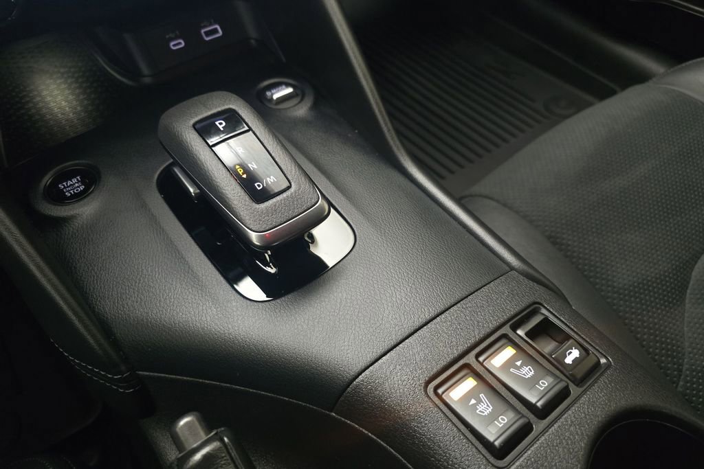 Used 2024 Nissan Z Performance w/ Heritage Edition image 21