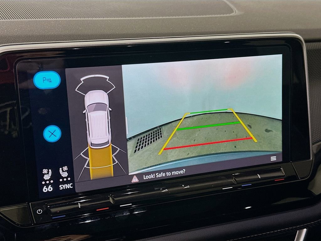 Used 2024 Volkswagen Atlas Cross Sport SEL R-Line image 10