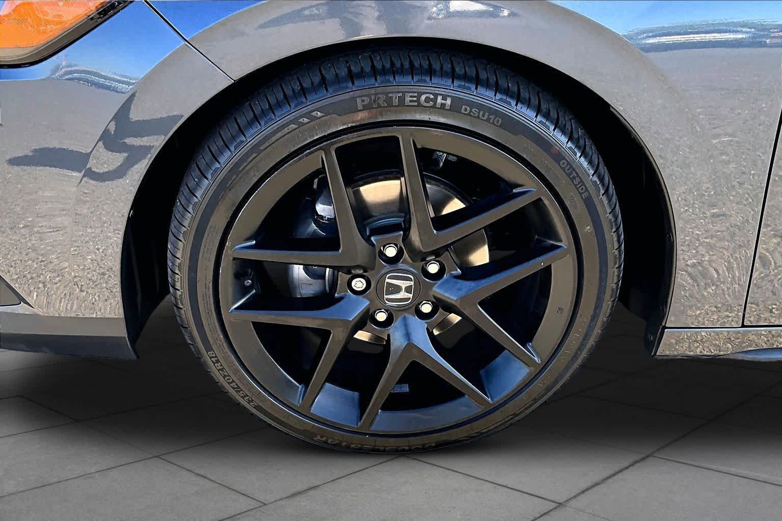Used 2022 Honda Civic Sport Touring image 10