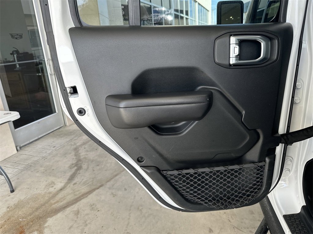 Used 2020 Jeep Gladiator Sport w/ Quick Order Package 24S image 26