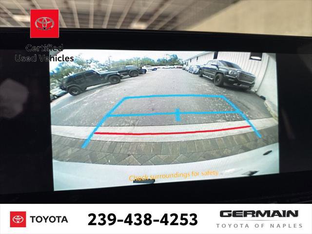 Certified 2025 Toyota Sienna XLE image 13