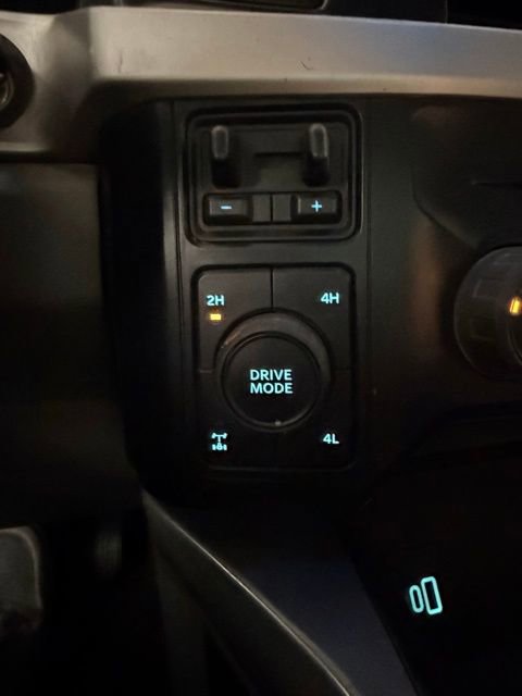 Used 2024 Ford F250 XLT w/ FX4 Off-Road Package image 21