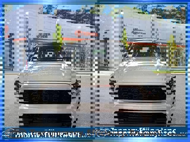 Used 2025 Toyota 4Runner Trailhunter image 7