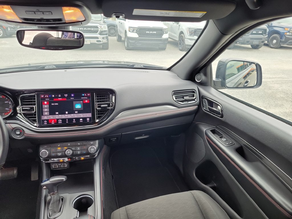 Used 2025 Dodge Durango GT AWD/4WD image 15