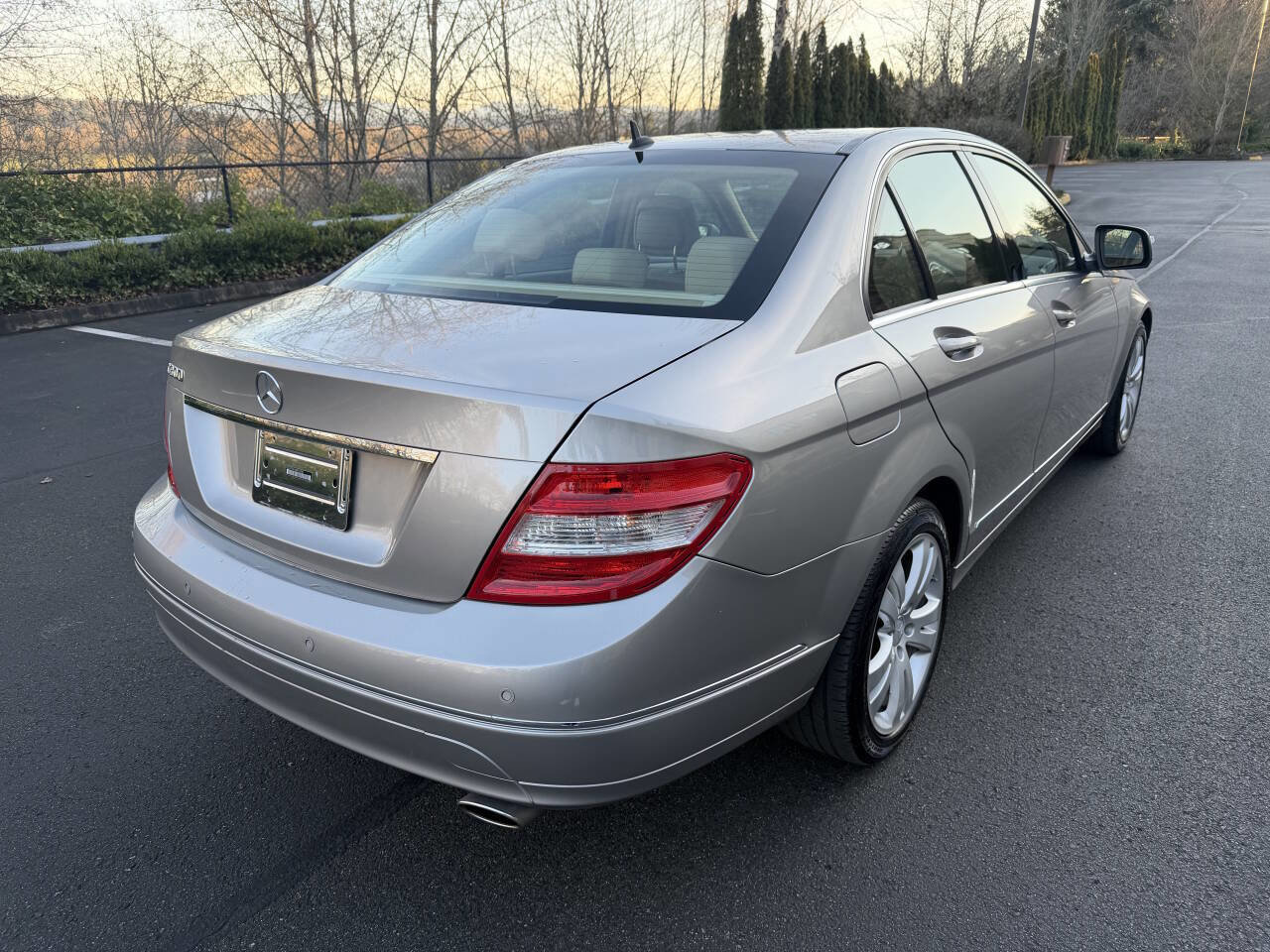 Used 2008 Mercedes-Benz C 300 Luxury image 5