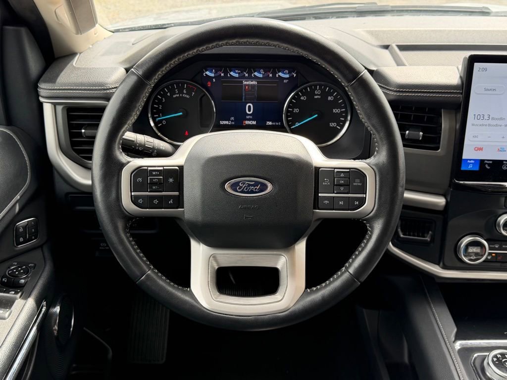 Used 2024 Ford Expedition Max XLT image 18