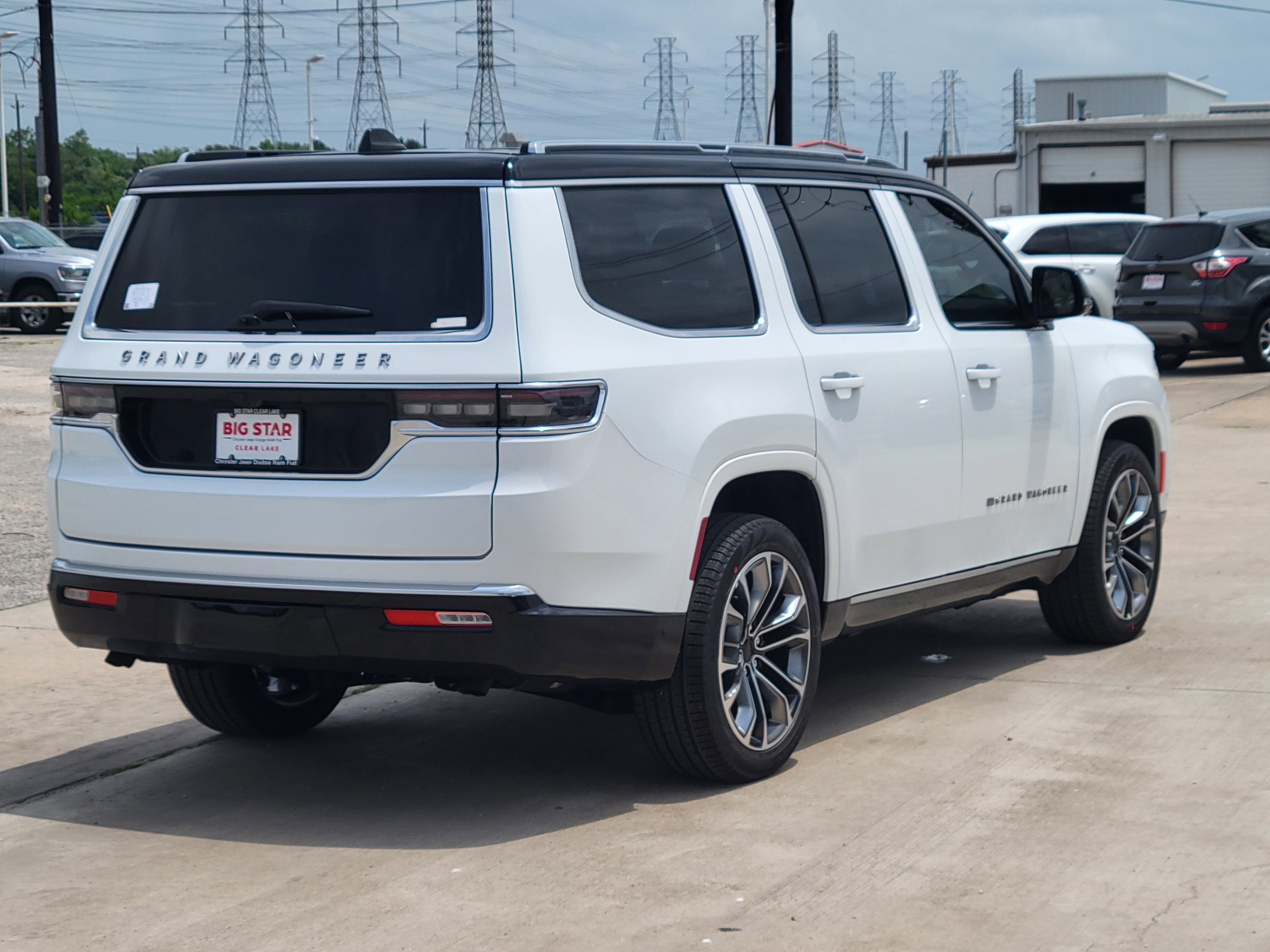 New 2025 Jeep Grand Wagoneer Series III w/ Rear Seat Video Group 1 image 5