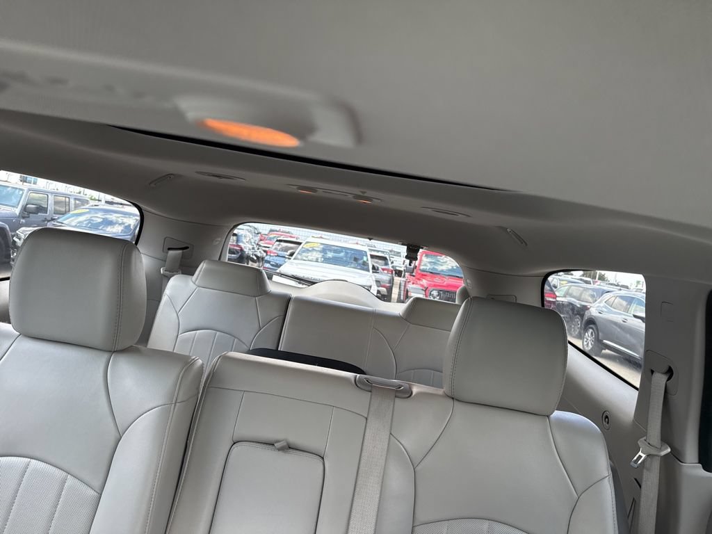 Used 2017 Buick Enclave Premium w/ Experience Buick Package AWD/4WD image 17