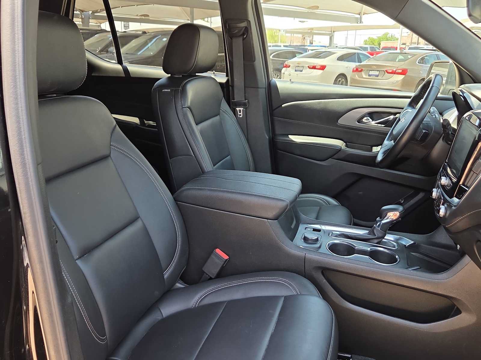 Used 2023 Chevrolet Traverse LT AWD/4WD image 18