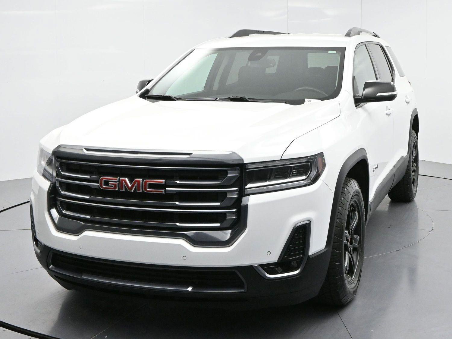 Used 2023 GMC Acadia AT4 w/ Trailering Package AWD/4WD image 3