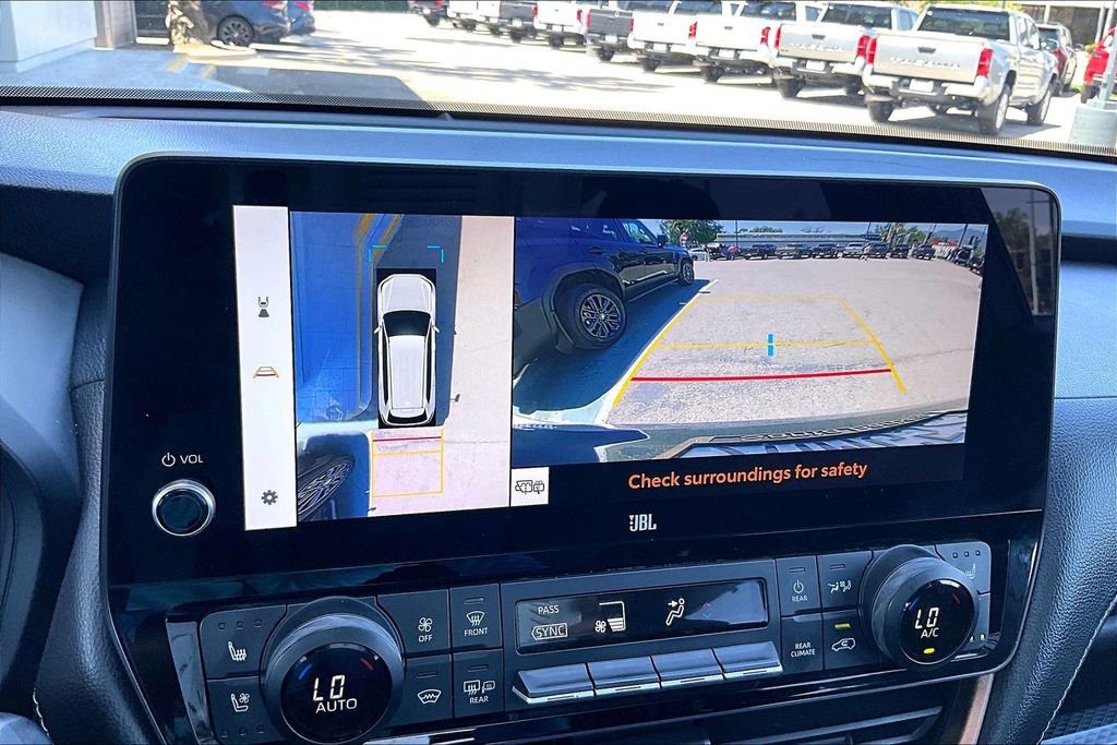 Used 2024 Toyota Grand Highlander AWD Hybrid image 14