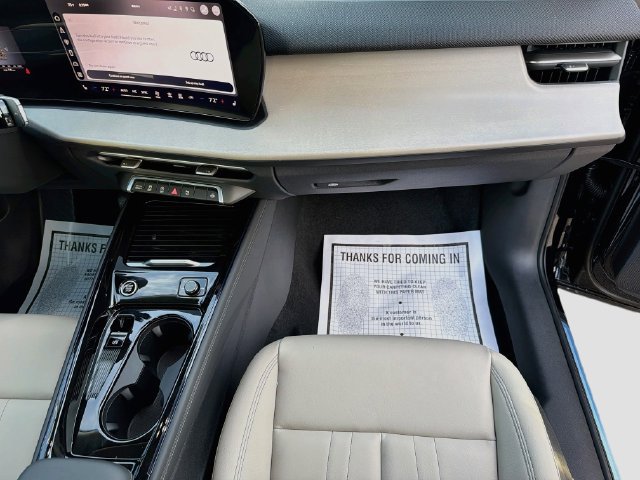 New 2026 Audi Q3 quattro 2.0T AWD/4WD image 17