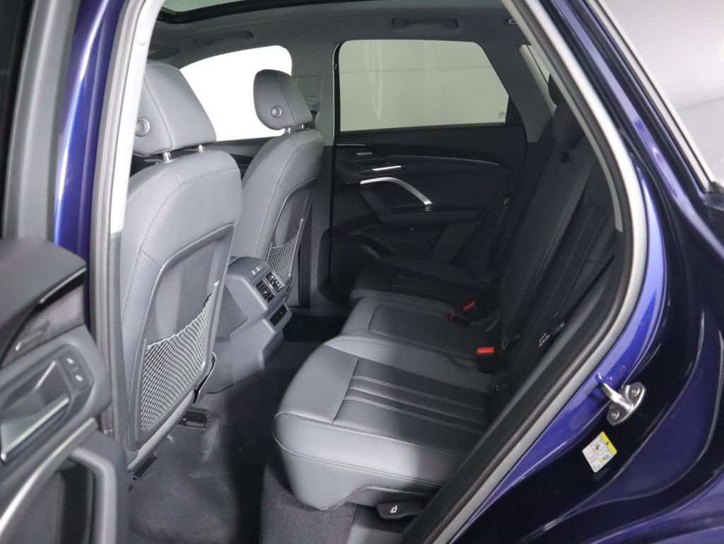 Used 2025 Audi Q5 Premium w/ Premium Plus AWD/4WD image 23