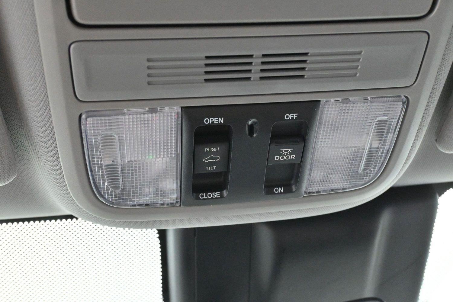 Used 2018 Honda Odyssey EX-L image 28