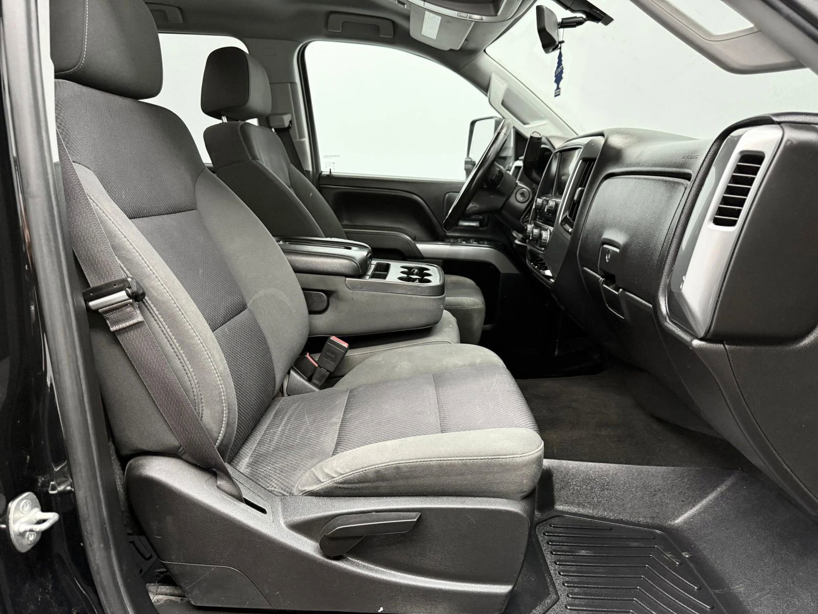 Used 2015 Chevrolet Silverado 2500 LT w/ Z71 Package, Off-Road AWD/4WD image 14