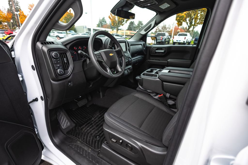 New 2025 Chevrolet Silverado 1500 Custom w/ Turbomax Blackout Package image 24