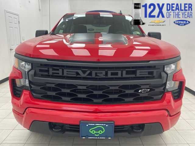 Used 2023 Chevrolet Silverado 1500 Custom w/ Rally Edition AWD/4WD image 17